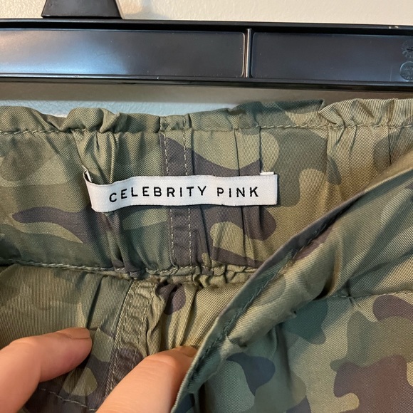 Dry Goods Fabric Shorts - Picture 2 of 4